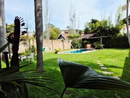 House for sale in Acassuso, 5 rooms, with annex