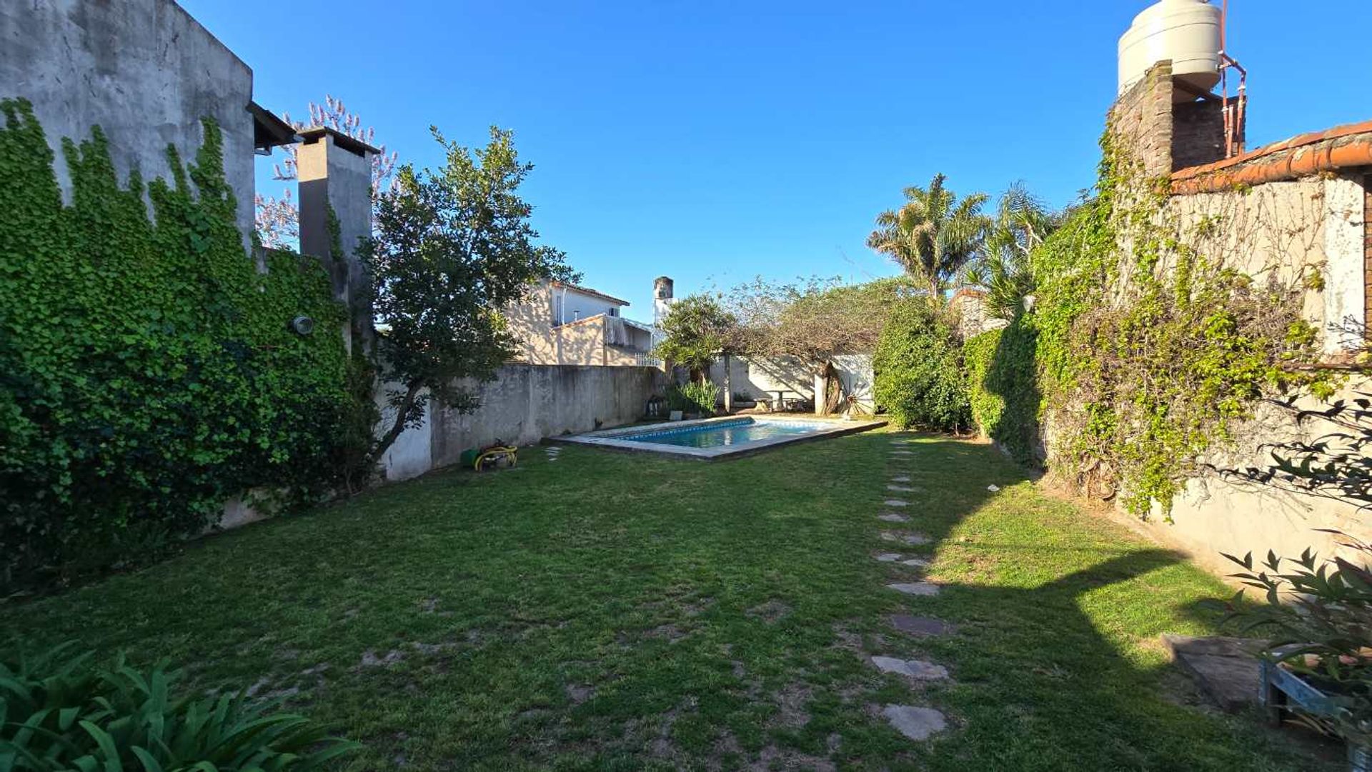 CASA EN VENTA OLIVOS, permuta