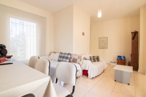 Sale of 2-room apartment with patio, Olivos