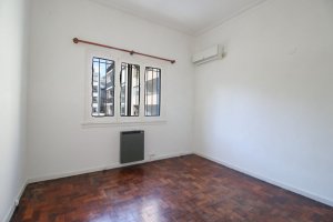 Venta PH 3 ambientes Florida con balcón y jardín
