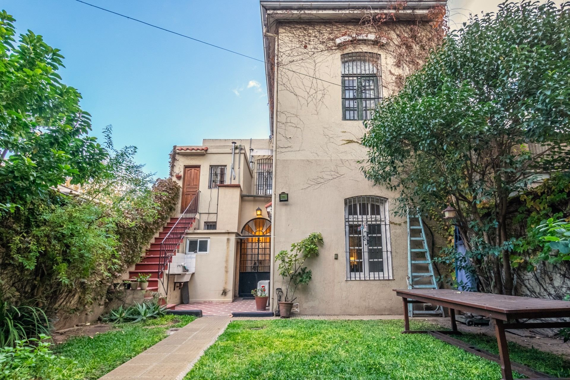 Casa En Venta San Fernando 5 Amb+Dep Jardin Garaje
