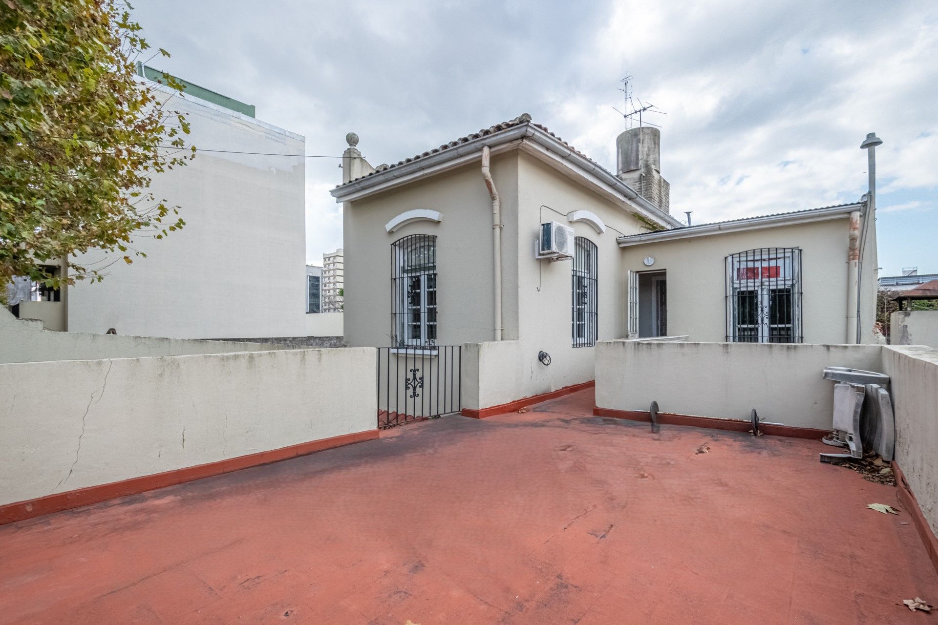 Casa En Venta San Fernando 5 Amb+Dep Jardin Garaje