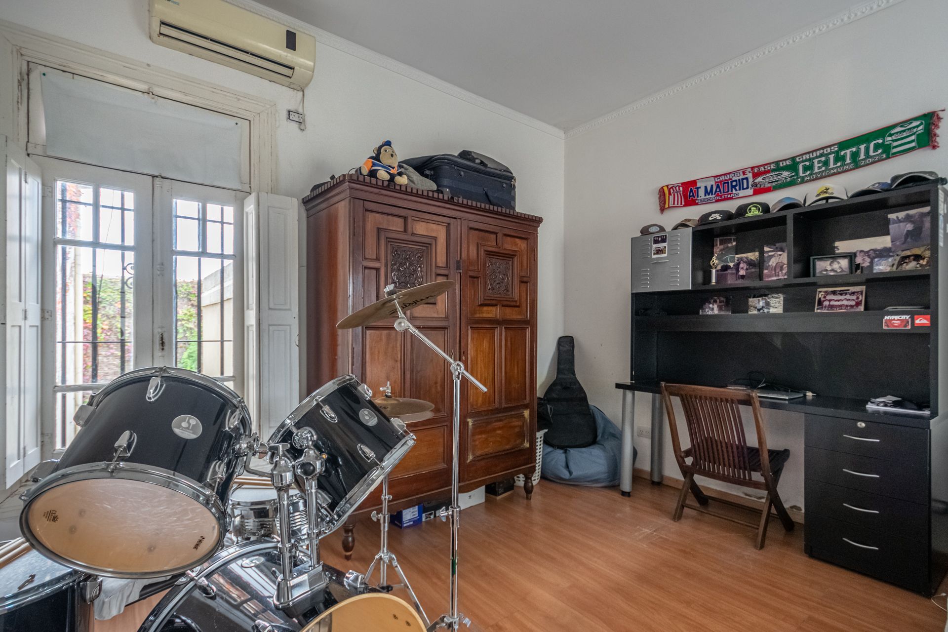 Casa En Venta San Fernando 5 Amb+Dep Jardin Garaje