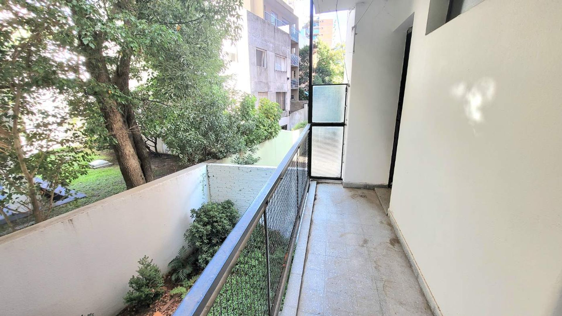 Alq. con muebles 3 ambientes con balcón Acassuso