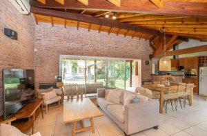 Chalet for sale in "El Triángulo", Don Torcuato