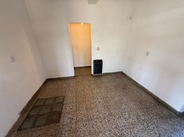 PH 3 Rooms for Sale – Munro, Ideal Investment