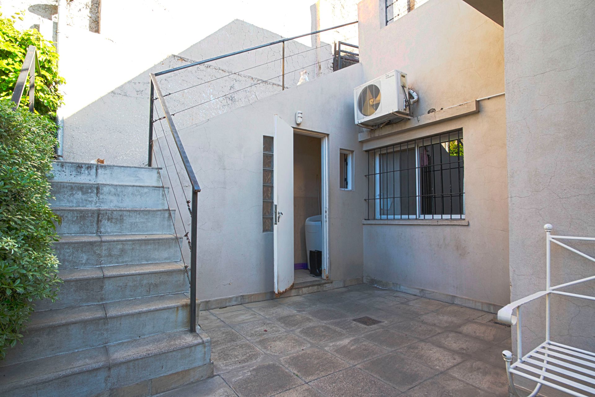 Casa 200m² - 2 plantas 4 ambientes -1 cochera