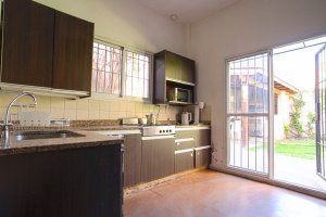 Casa 200m² - 2 plantas 4 ambientes -1 cochera