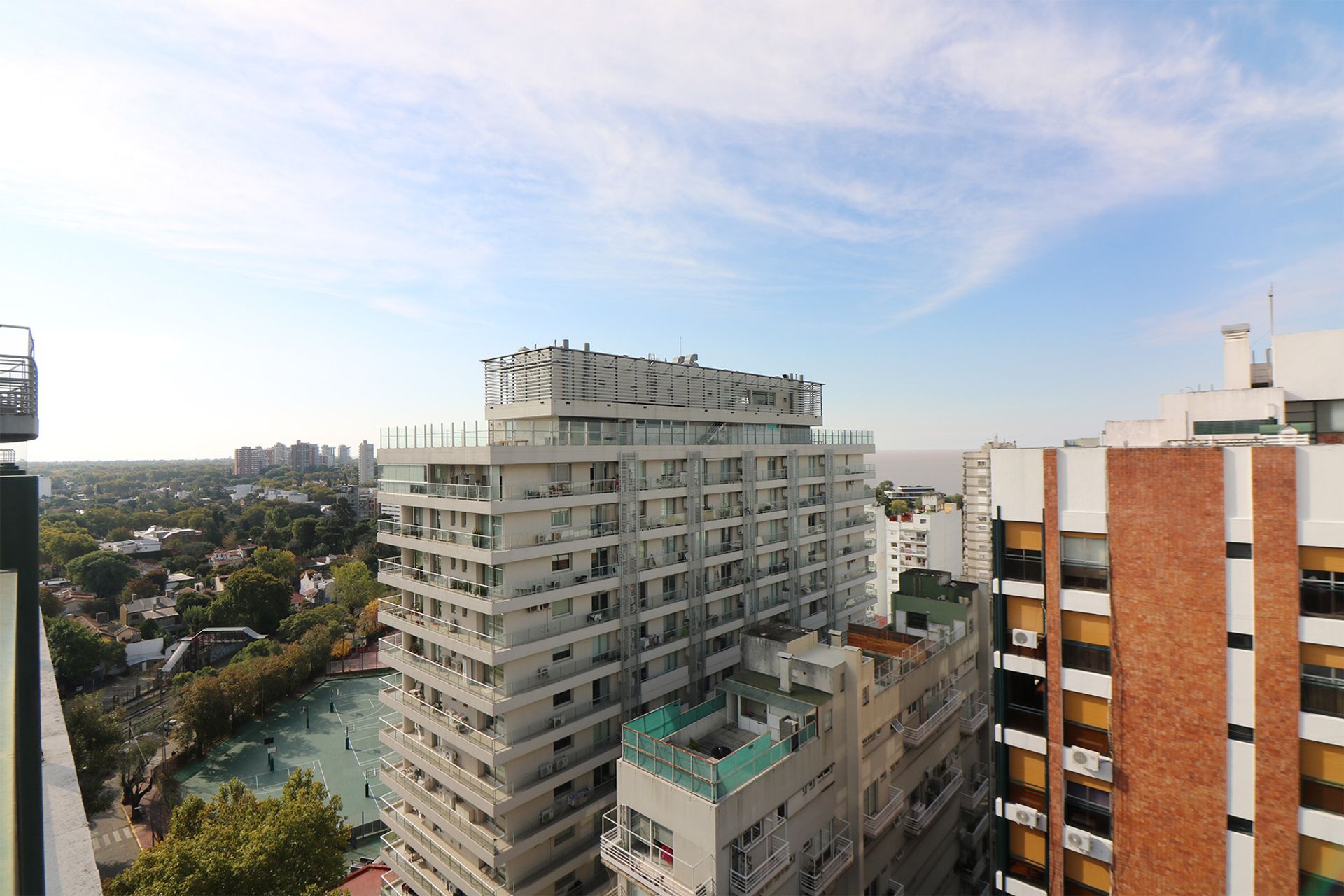 4 amb mas dep y dos cocheras mejor zona de Olivos