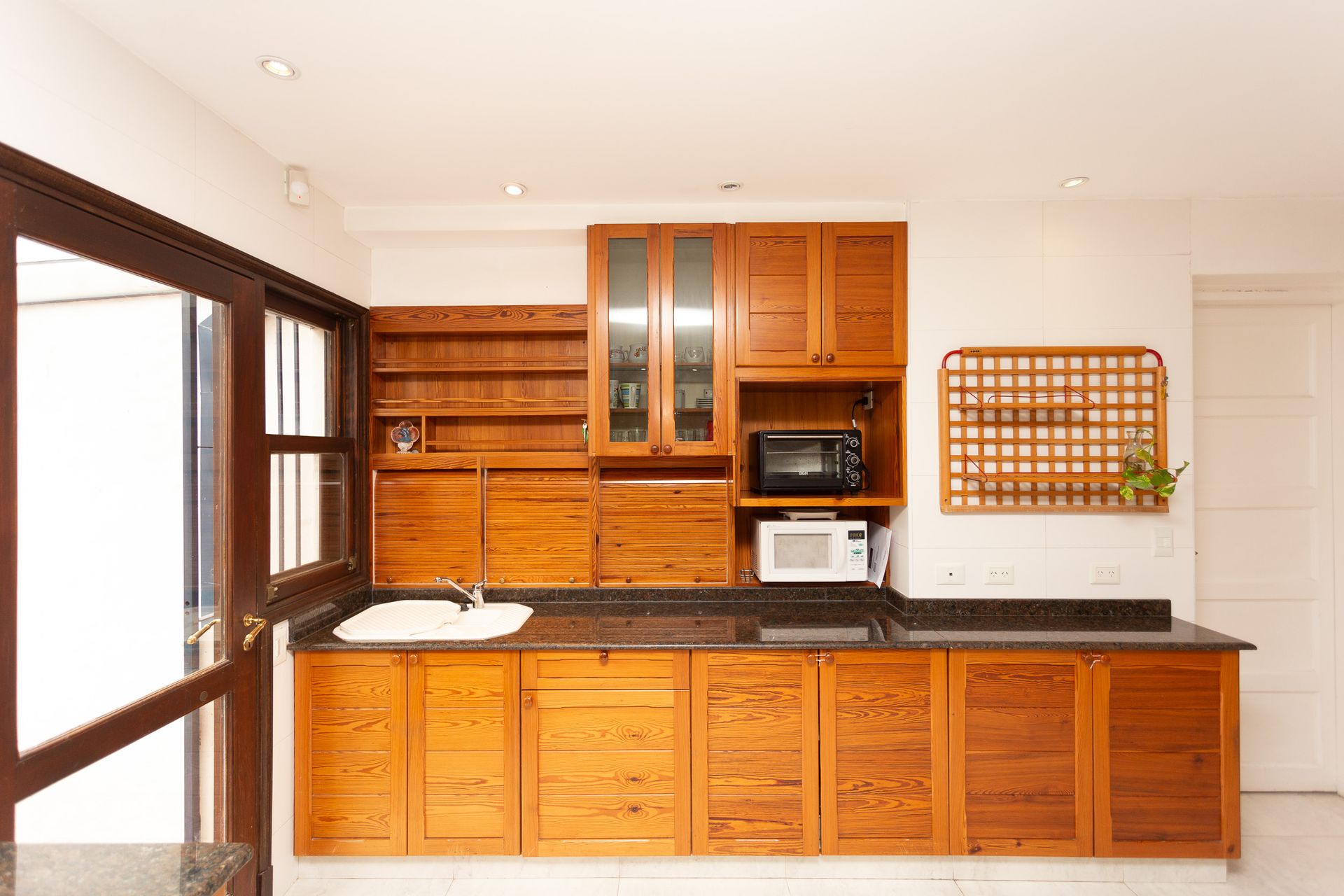 Casa en Venta Martínez Pileta y Jardin Impecable