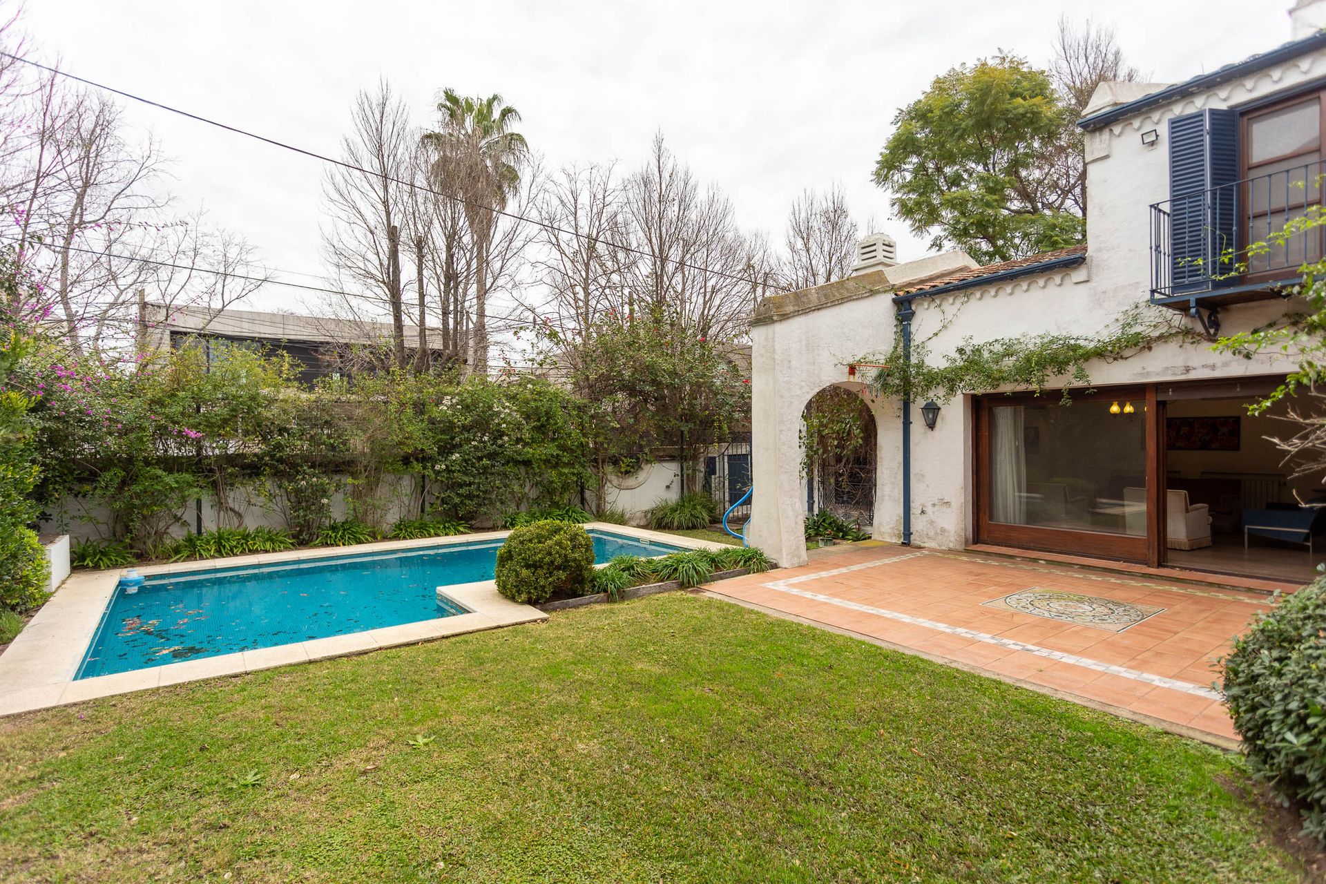 Casa en Venta Martínez Pileta y Jardin Impecable