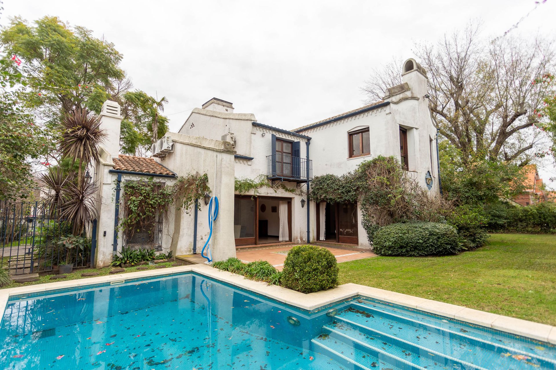 Casa en Venta Martínez Pileta y Jardin Impecable
