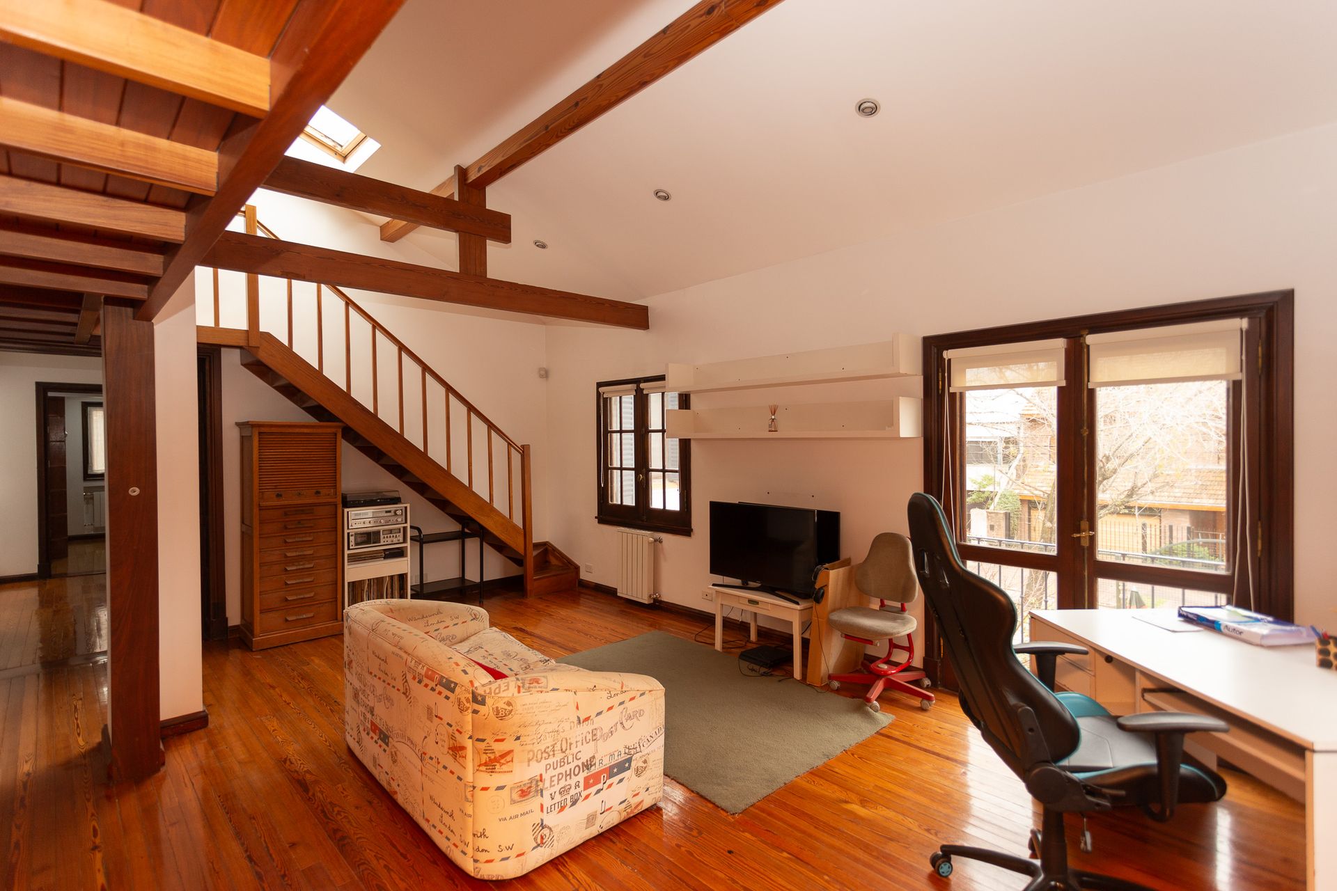 Casa en Venta Martínez Pileta y Jardin Impecable