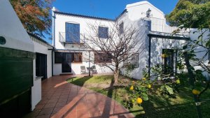 Casa en Venta Martínez Pileta y Jardin Impecable