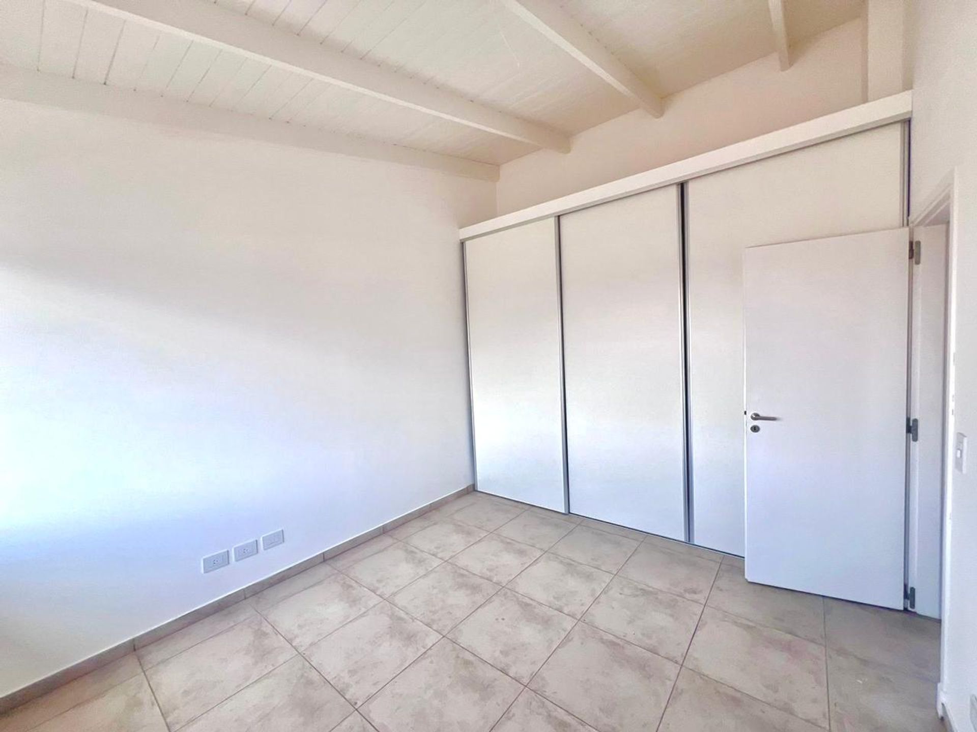Venta Casa Duplex 2 Ambientes-Tigre Centro Jardin