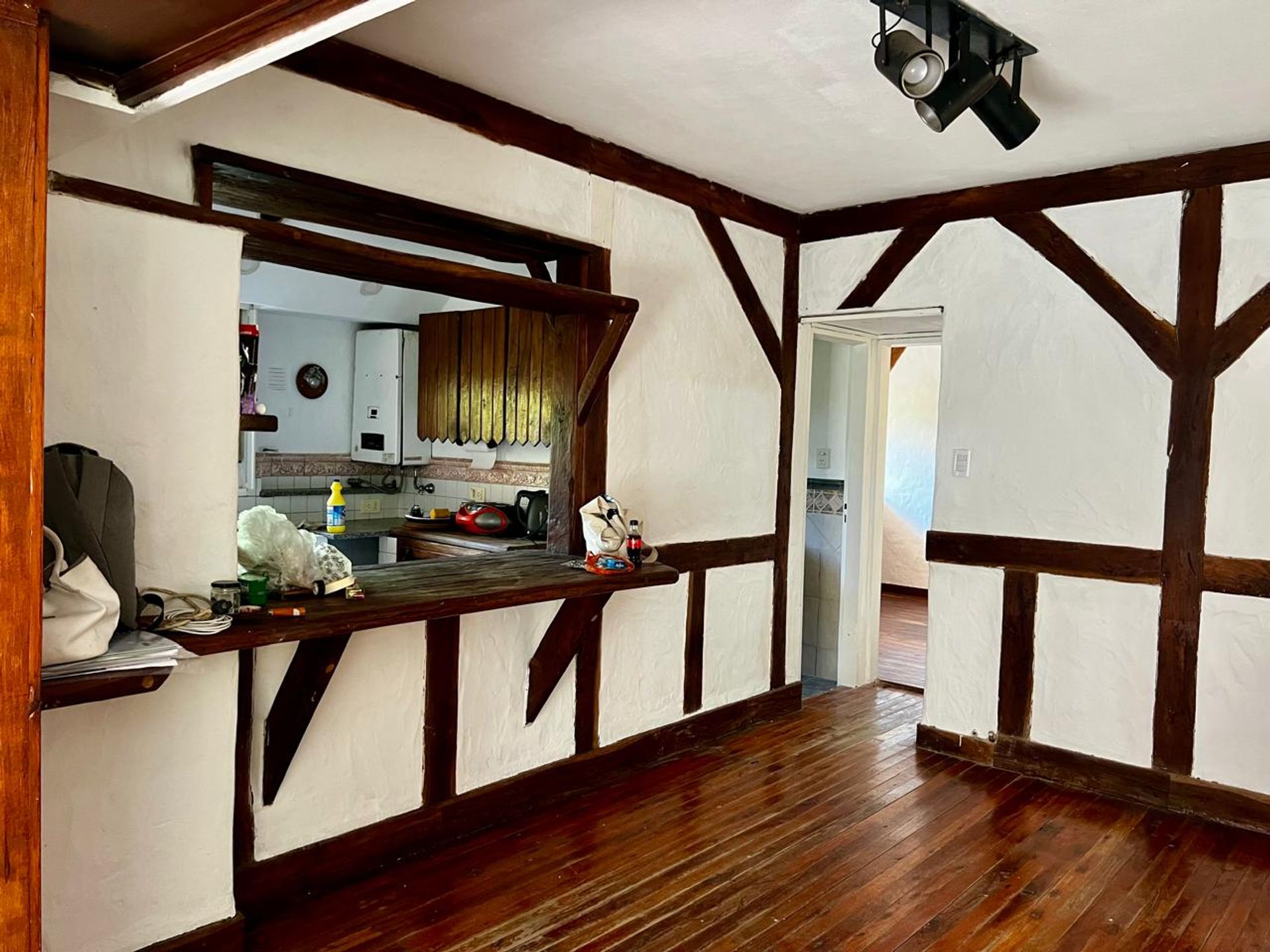 House for Sale Low San Isidro