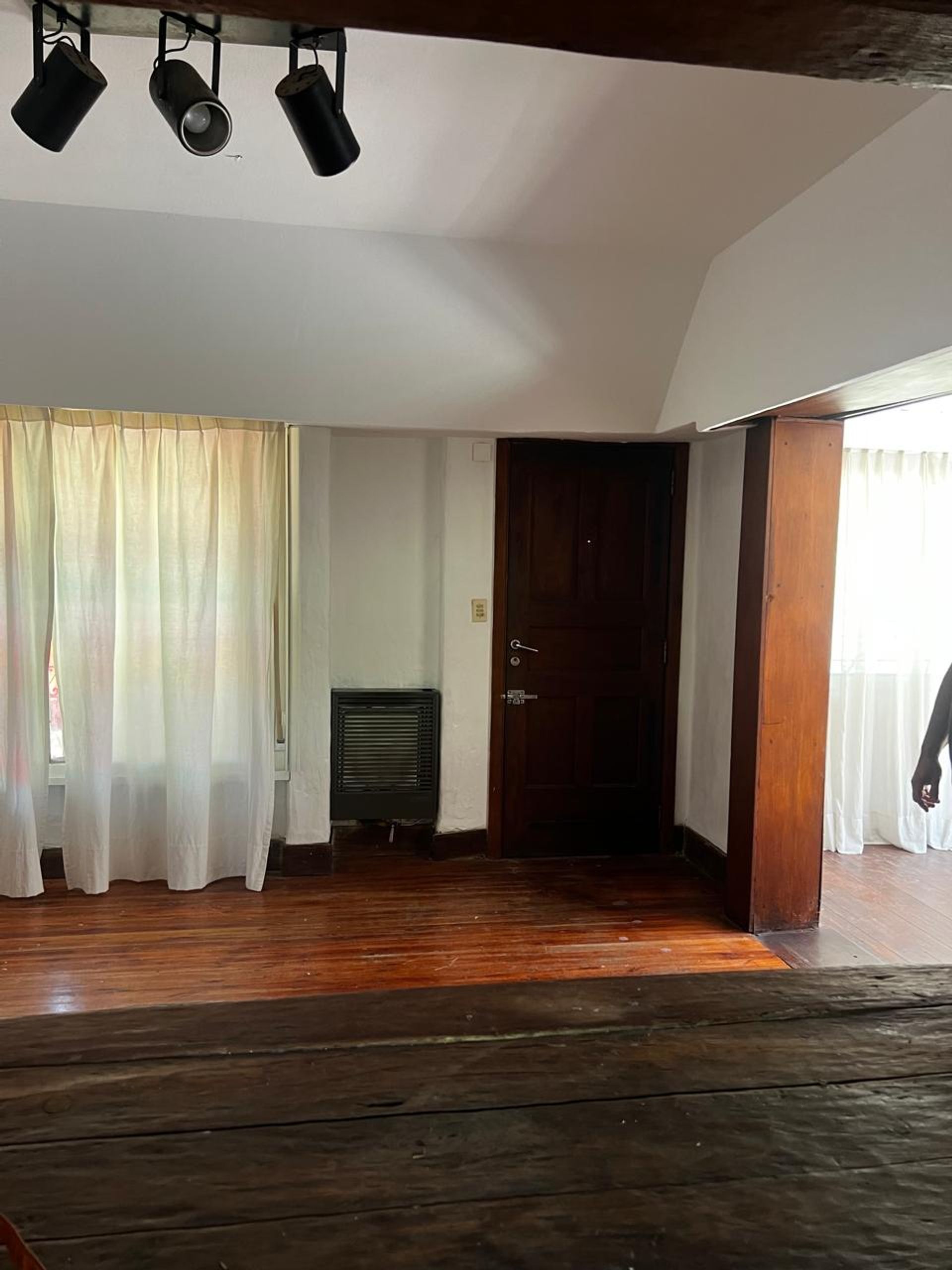 Casa Venta 2 Dormitorios Y Escritorio