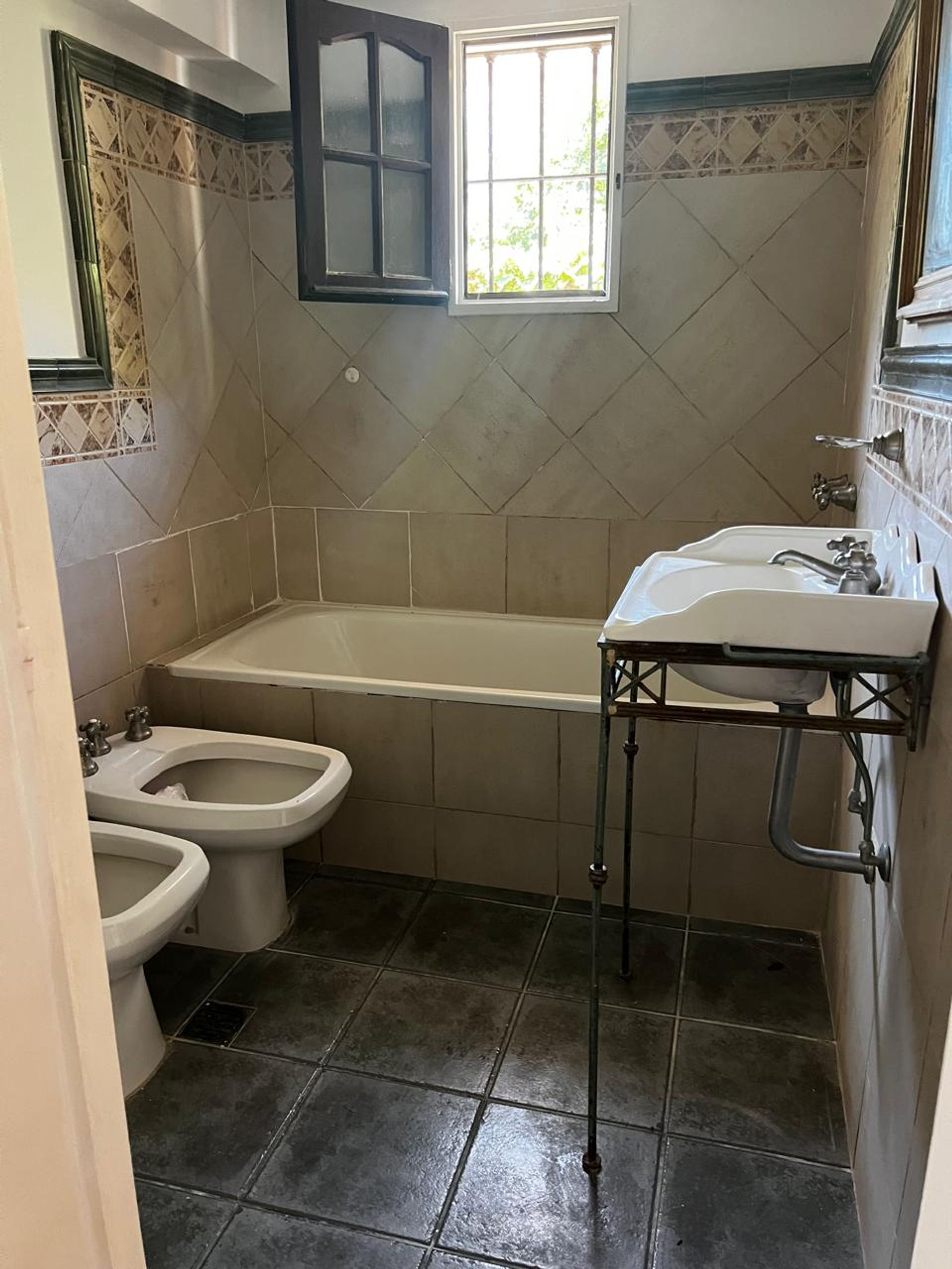 Casa Venta 2 Dormitorios Y Escritorio