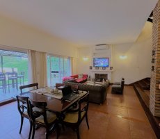 Chalet for Sale in Punta Chica, Palacio Sant Souci