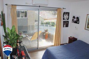 Apartment 2 Rooms Punta Chica with Garage and Double Balcony