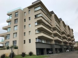 3-room apartment for sale in Nordelta, garage