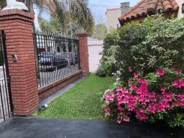 Sale: 4-room House Vicente Lopez