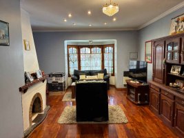Sale: 4-room House Vicente Lopez