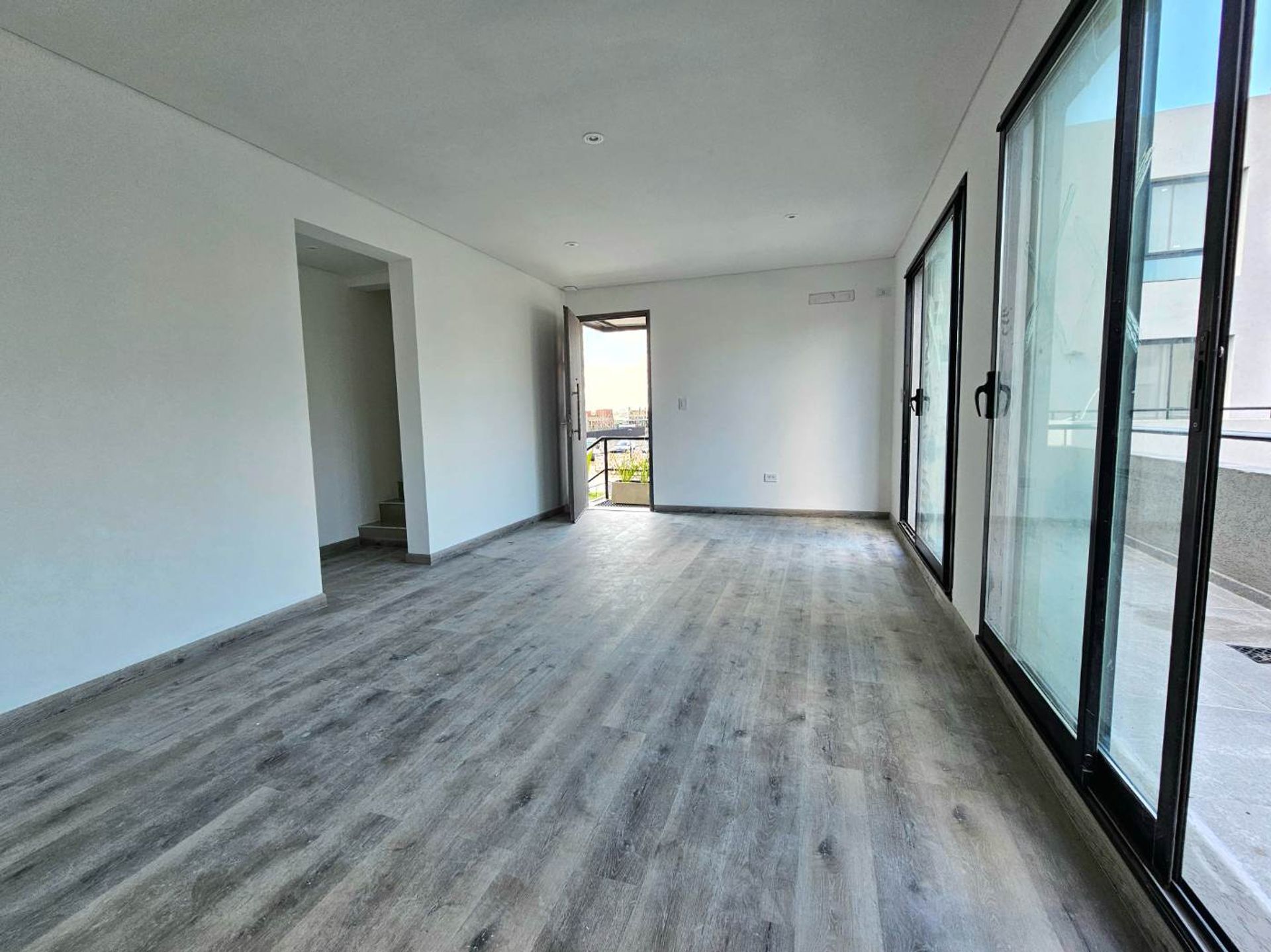 Venta Depto 4 Ambientes Cochera Y Terraza Nordelta