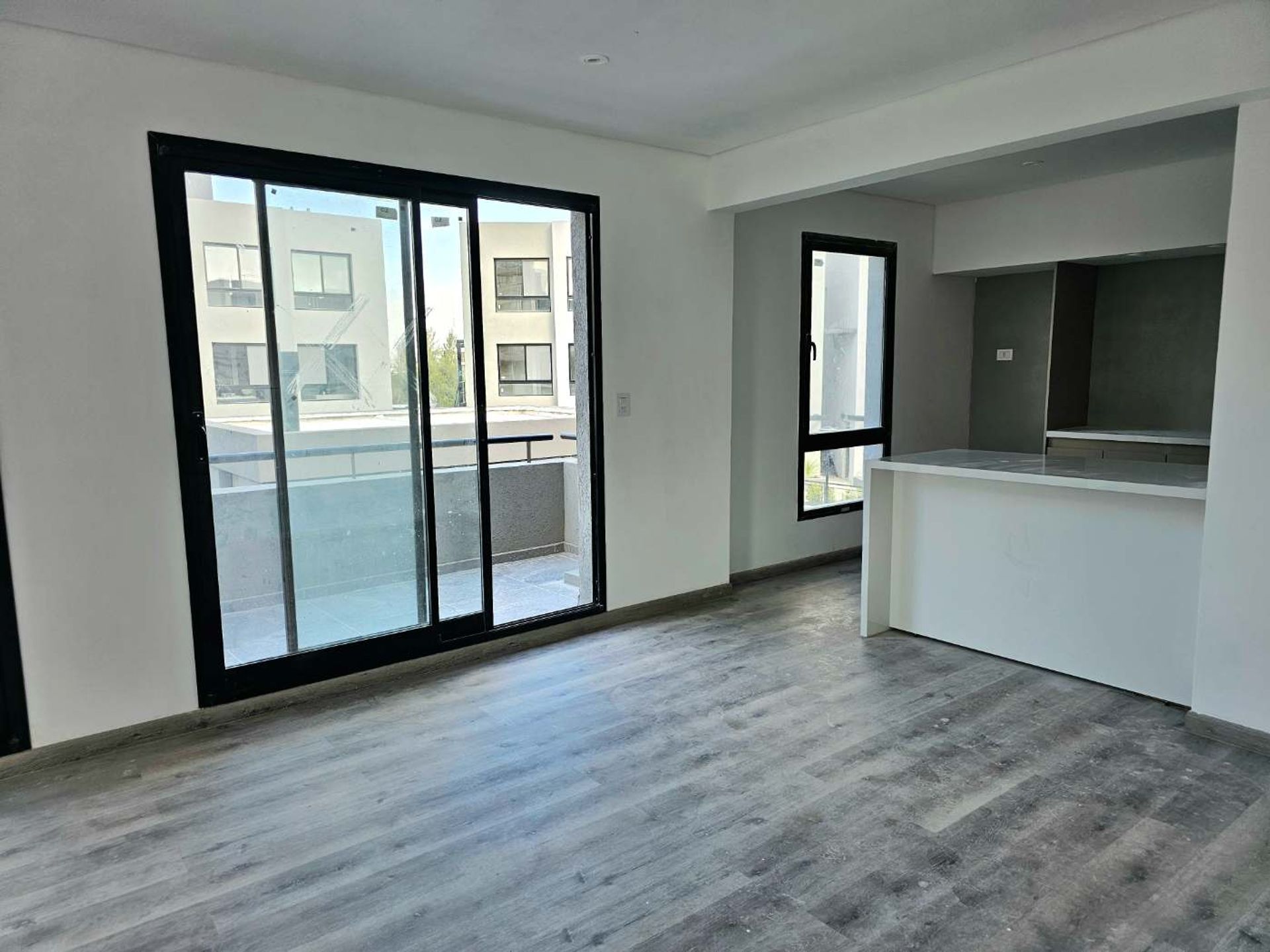 Venta Depto 4 Amb C Terraza Nordelta Financia