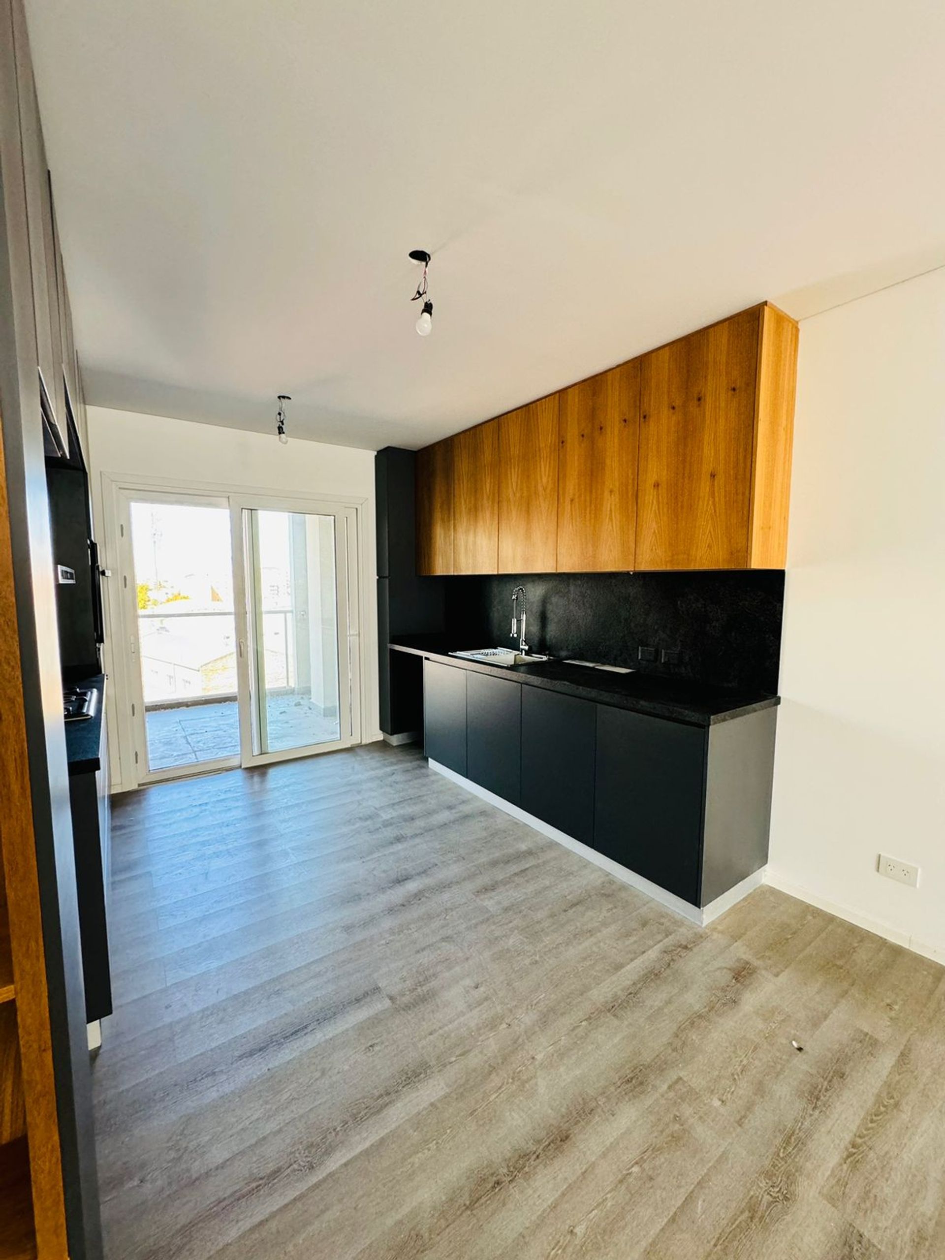 Venta departamento piso 4 amb Tigre dos cocheras