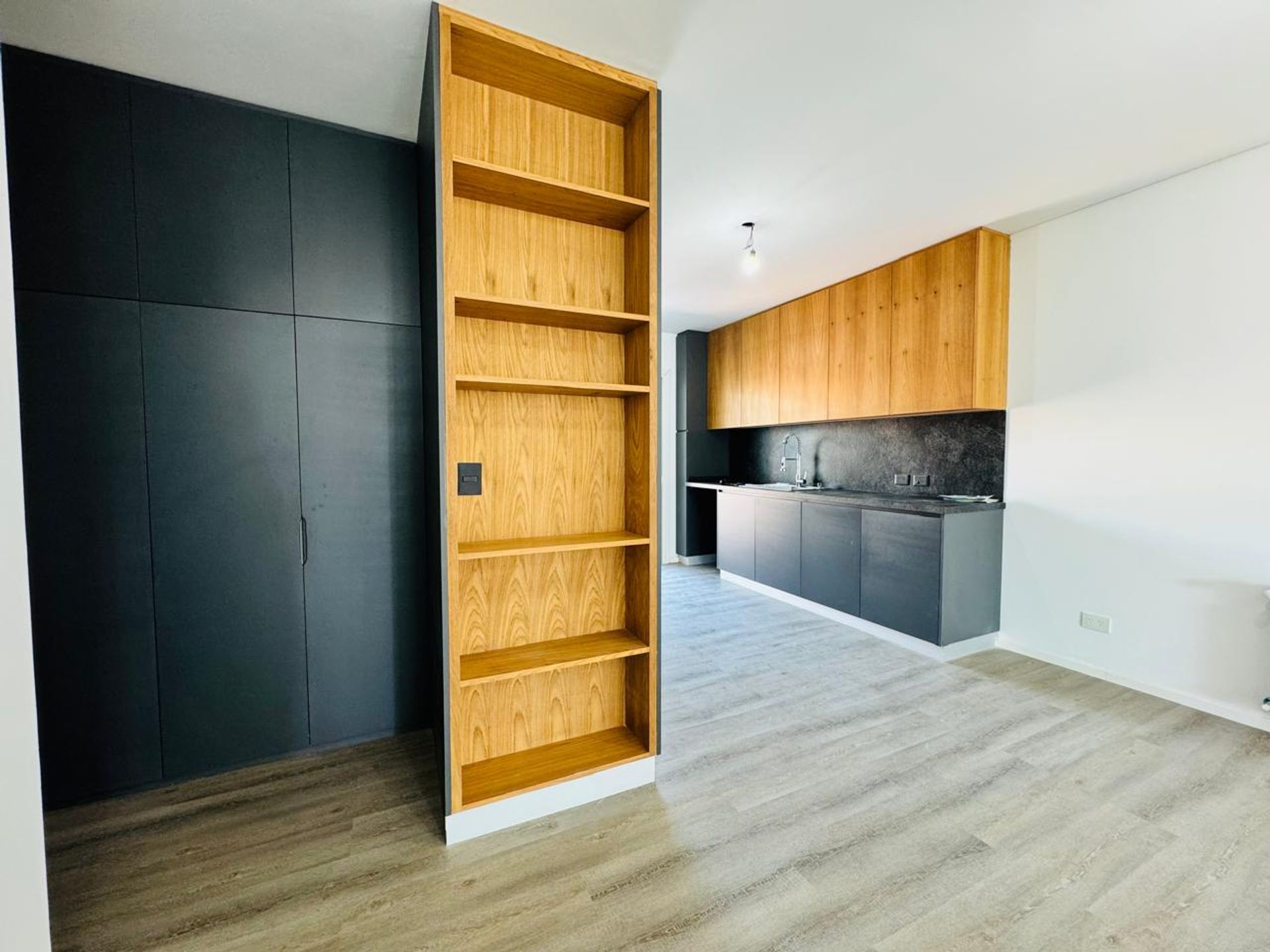Venta departamento piso 4 amb Tigre dos cocheras