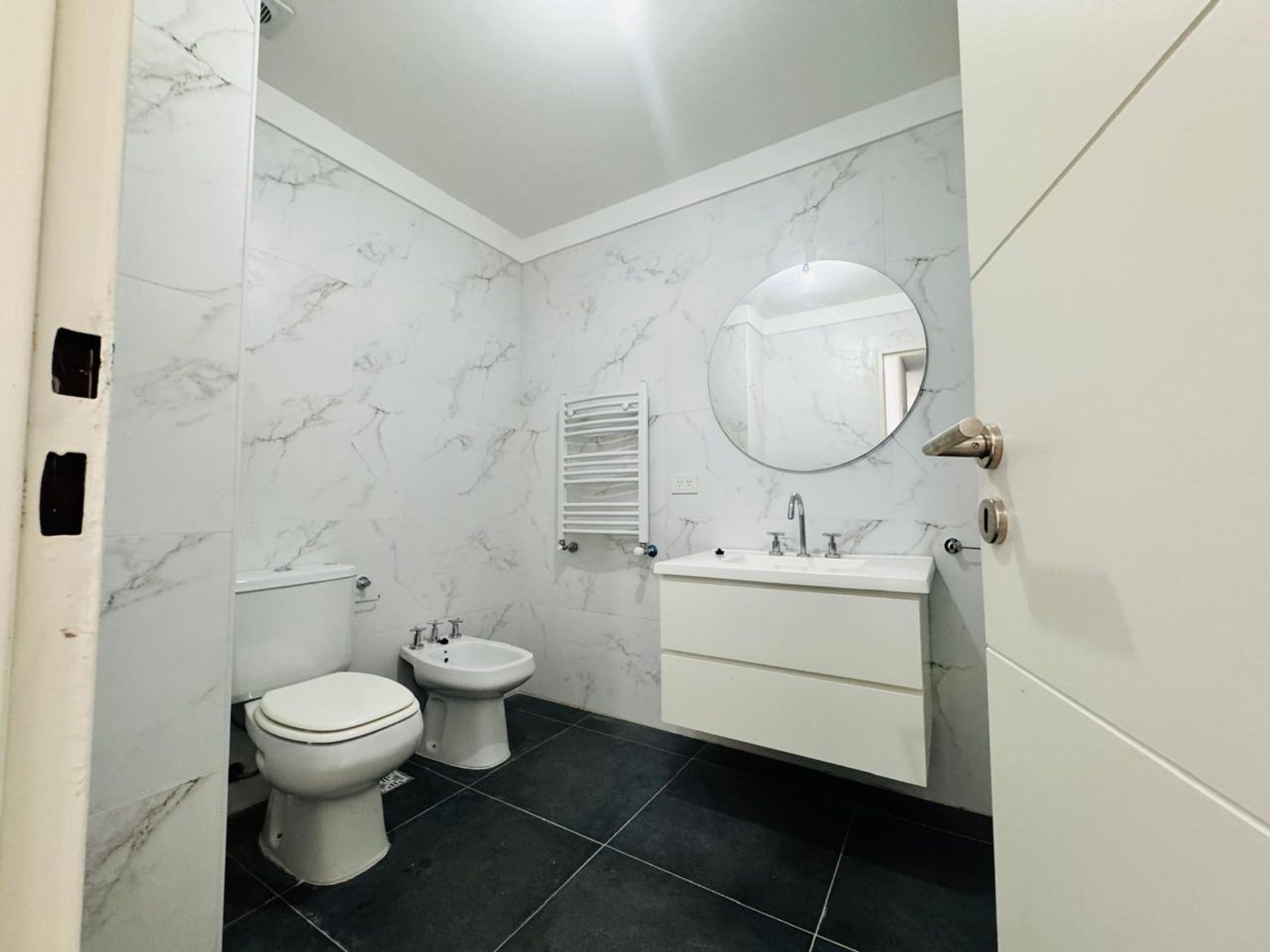 Venta departamento piso 4 amb Tigre dos cocheras