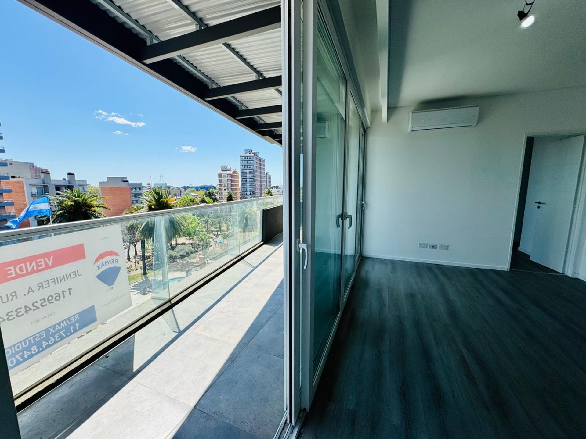 Venta departamento piso 4 amb Tigre dos cocheras