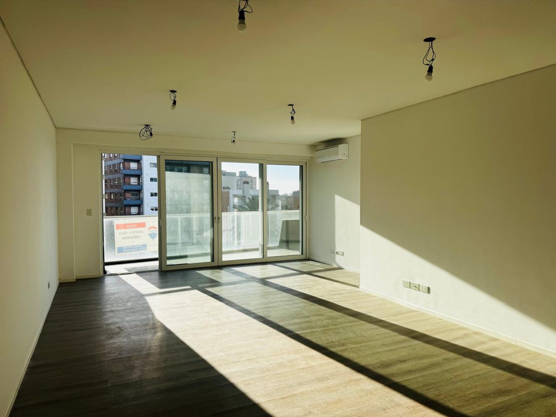 Venta departamento piso 4 amb Tigre dos cocheras