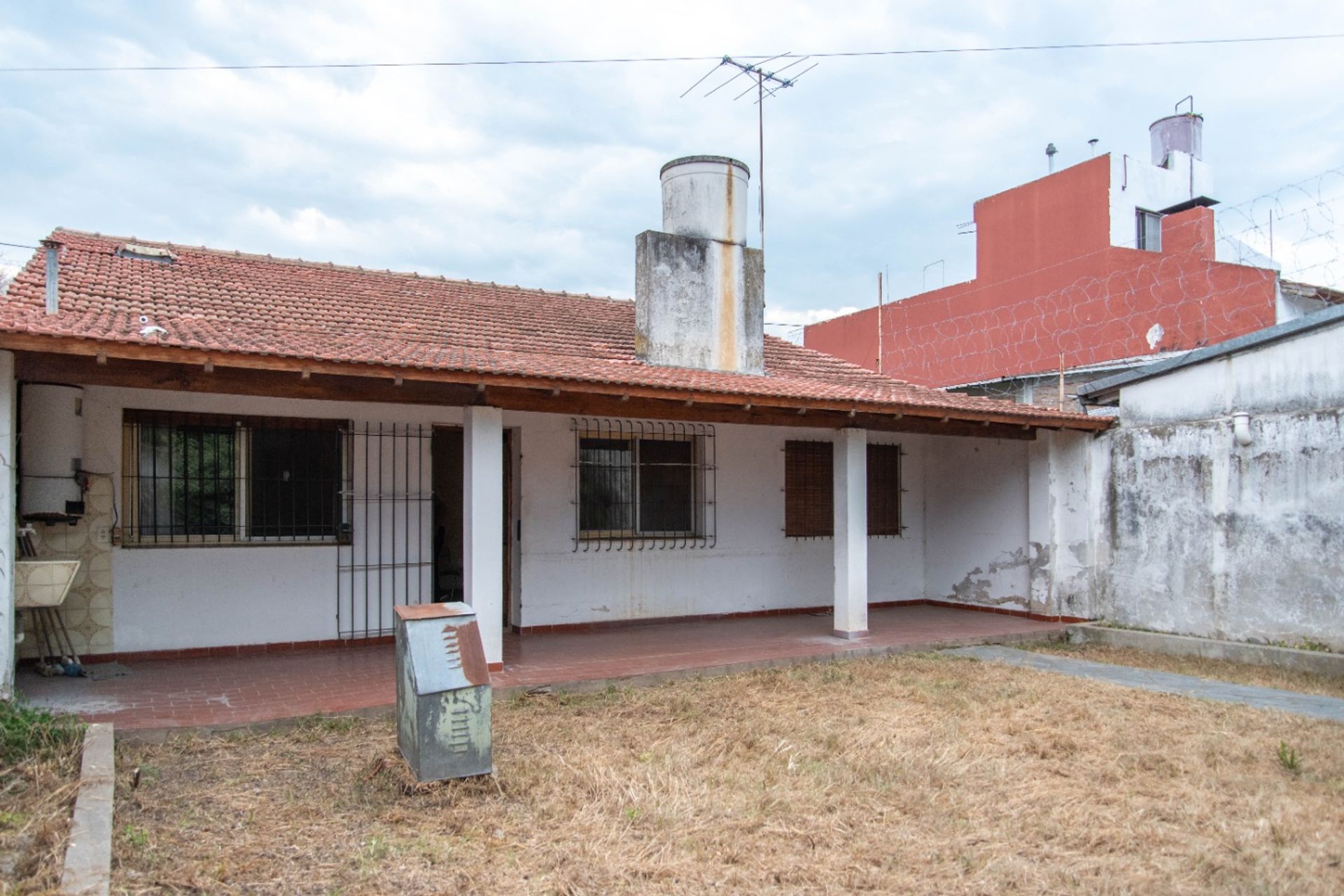 Venta Casa En Don Torcuato 4 Ambientes Con Cochera