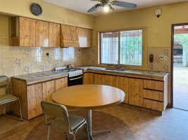 House for Sale in Don Torcuato, 4 Rooms with Garage