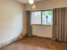 House for Sale in Don Torcuato, 4 Rooms with Garage