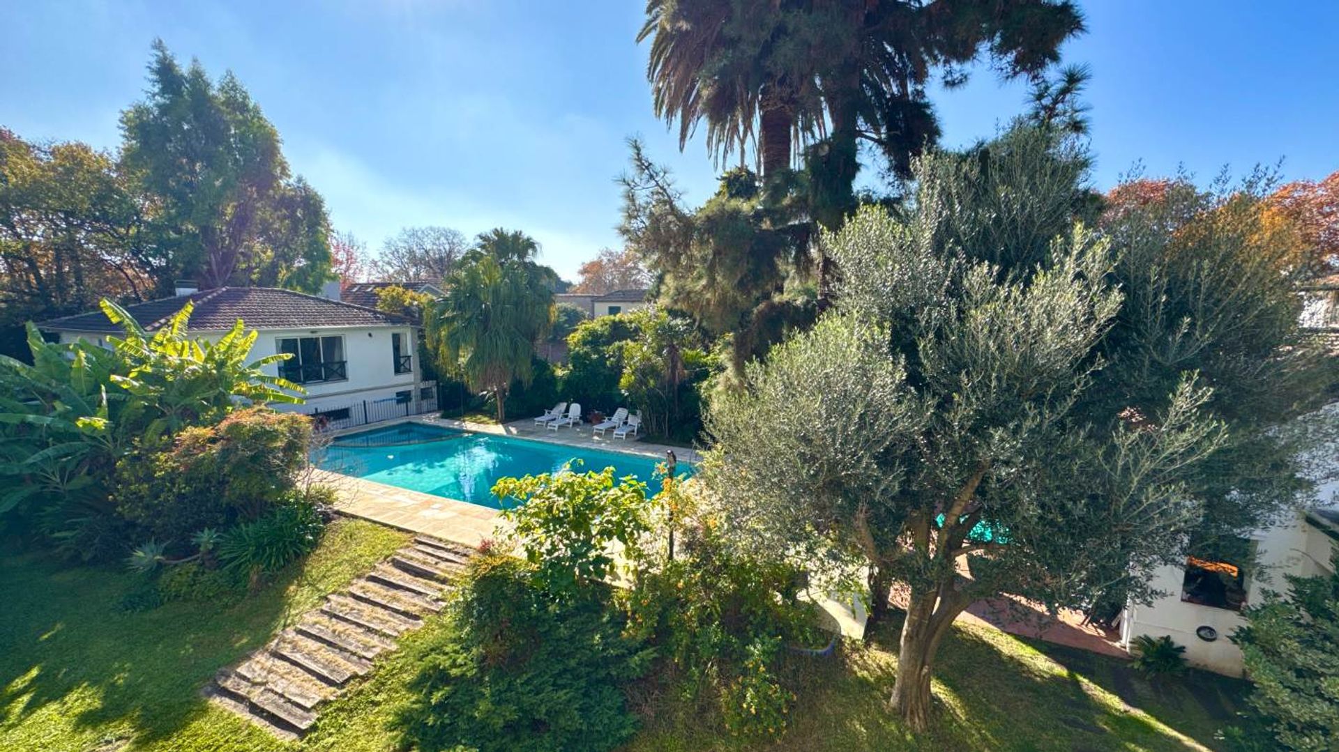 Venta V. López Casa estilo hermoso jardín pileta