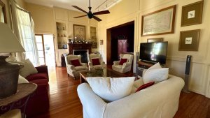 Venta V. López Casa estilo hermoso jardín pileta