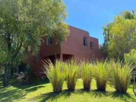 Casa en alquiler en Los Sauces Nordelta
