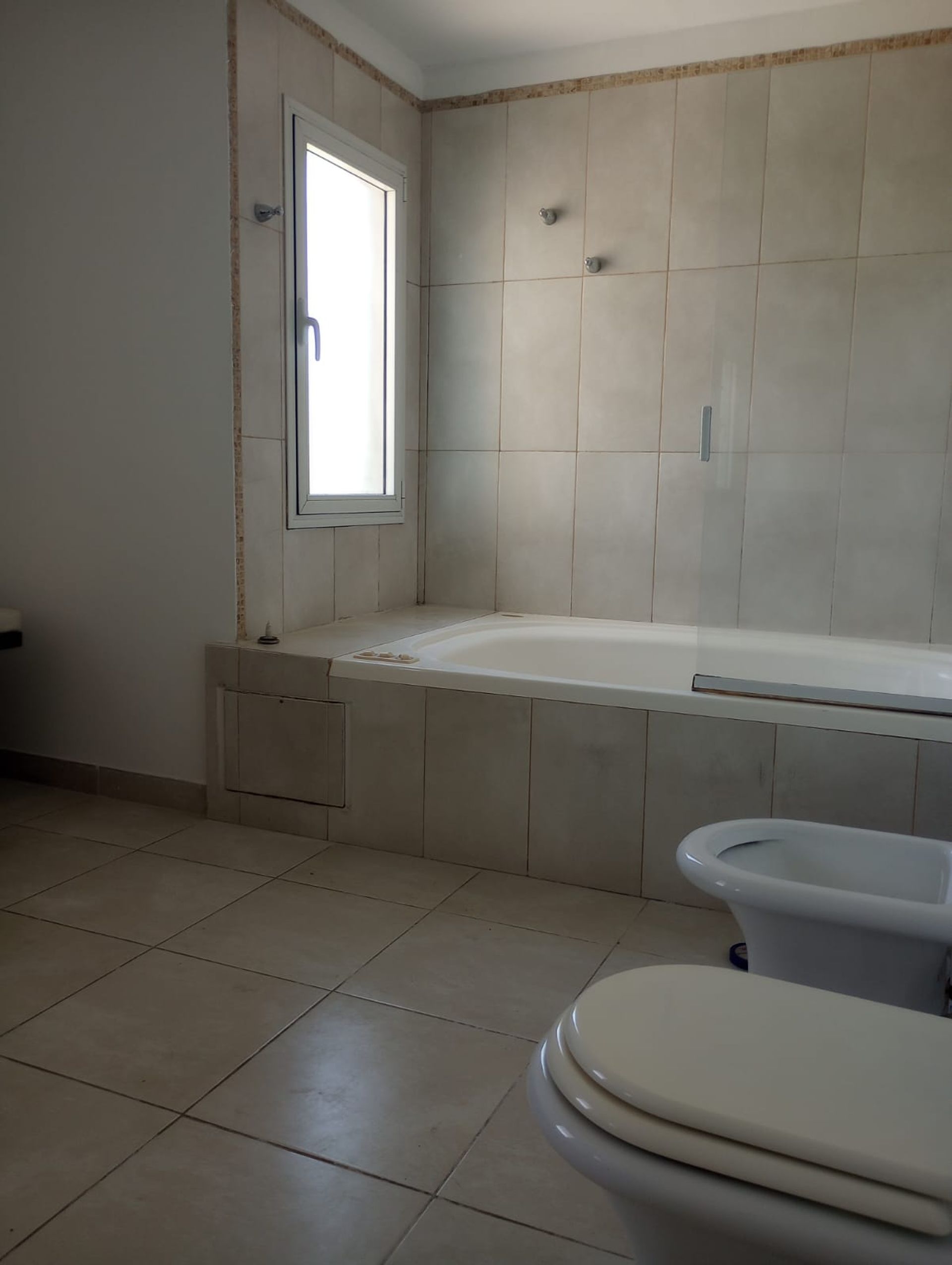 Casa en venta 4 amb en Los Sauces con pileta