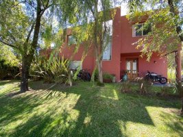4-room house for sale in Los Sauces with pool