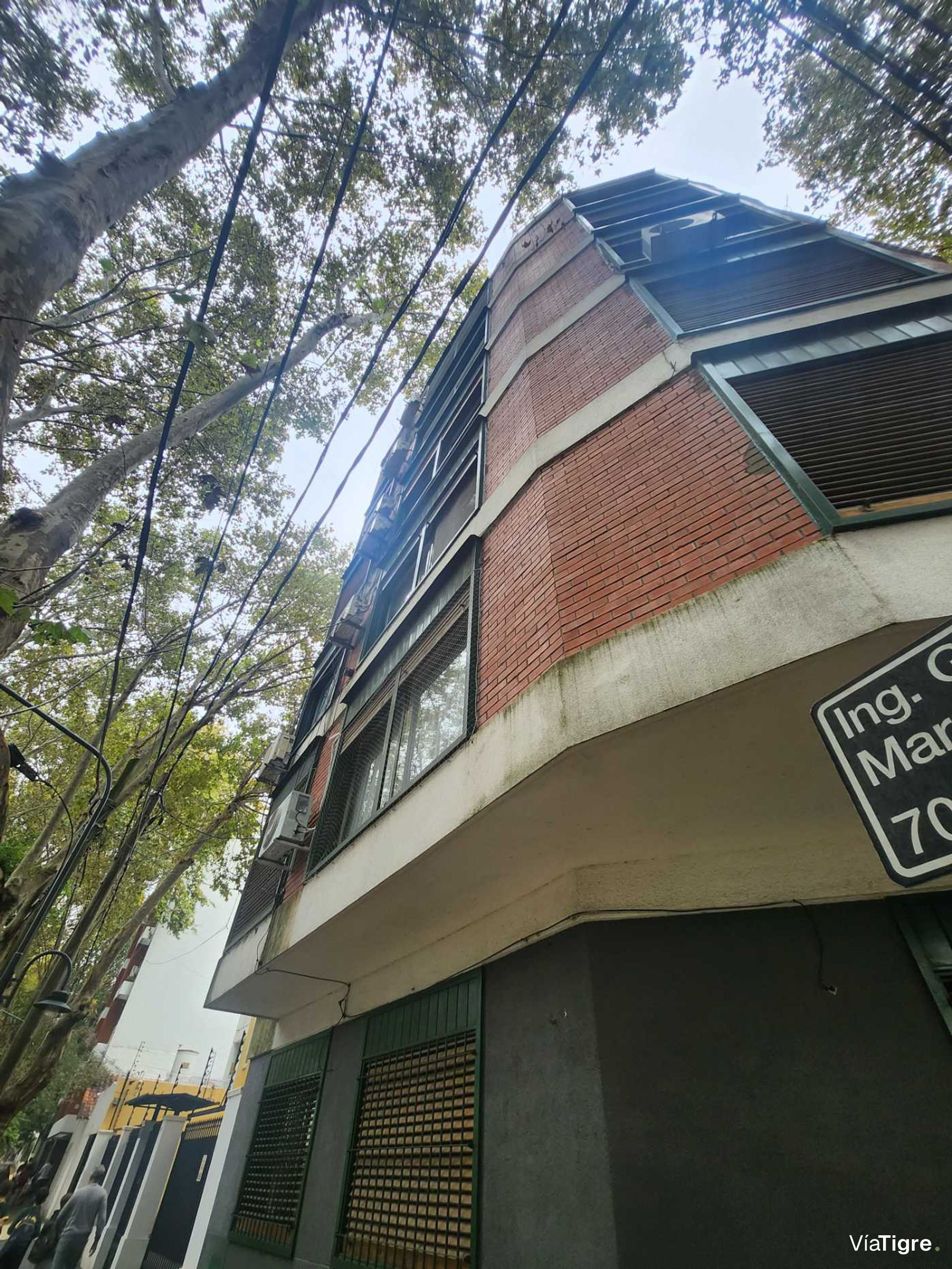 VENTA 4 amb. PB Olivos.
