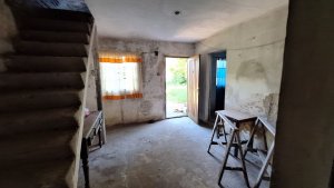 House for Renovation in R. de Milberg, 370 meters Lot