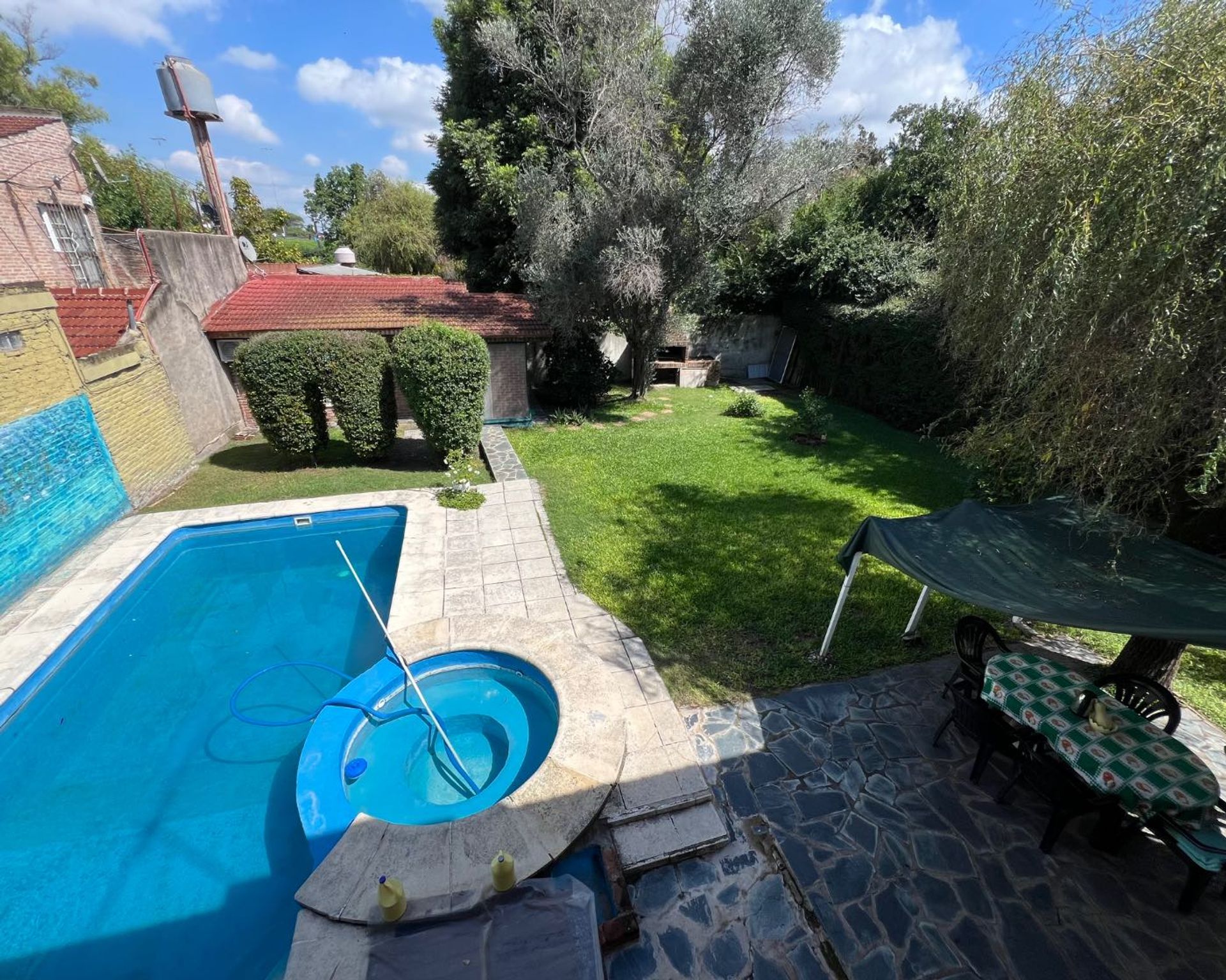 Casa venta Benavidez c/ pileta + depto lote 638 m2