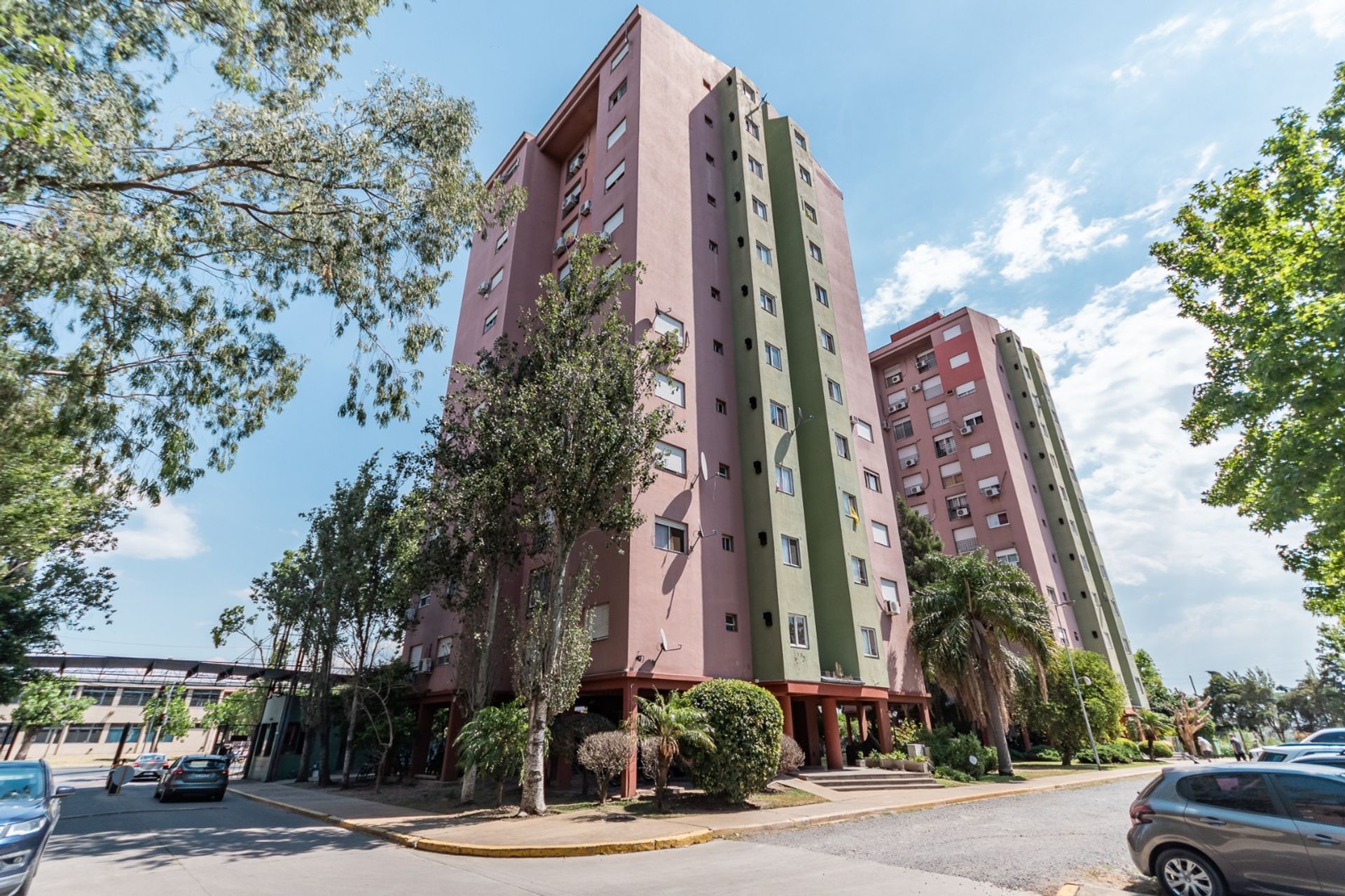 Depto 3 amb. VENTA en Tigre c/pileta y cochera