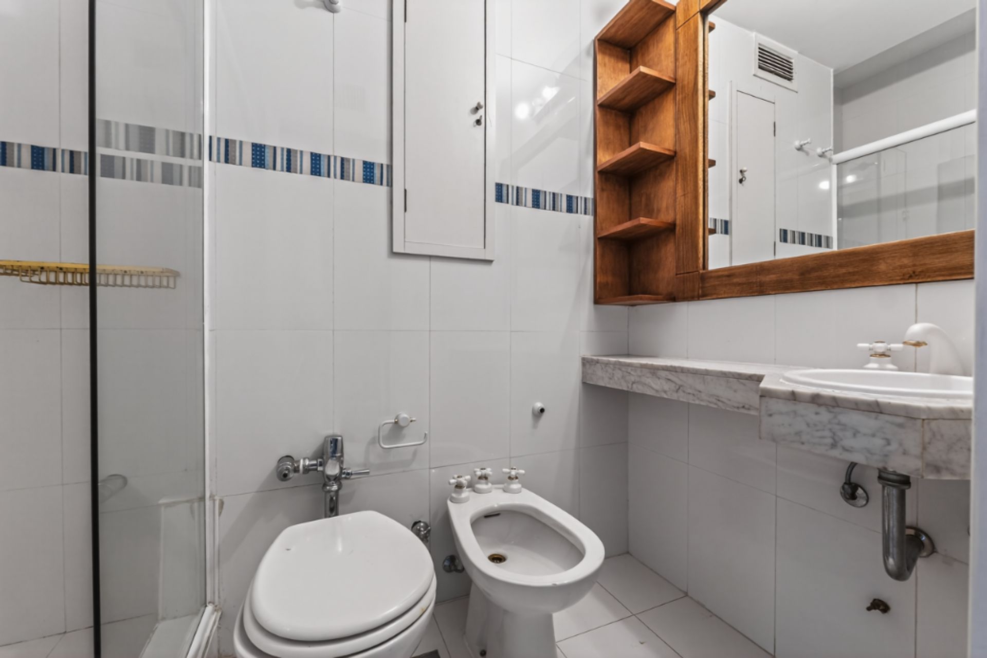 Depto 5 ambientes en Venta en La Lucila c/ pileta