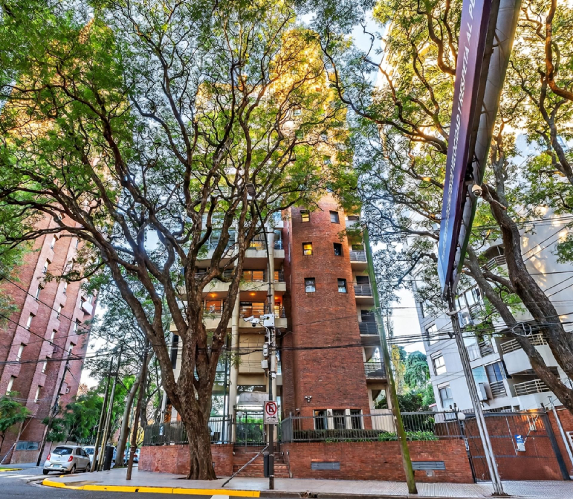 Depto 5 ambientes en Venta en La Lucila c/ pileta