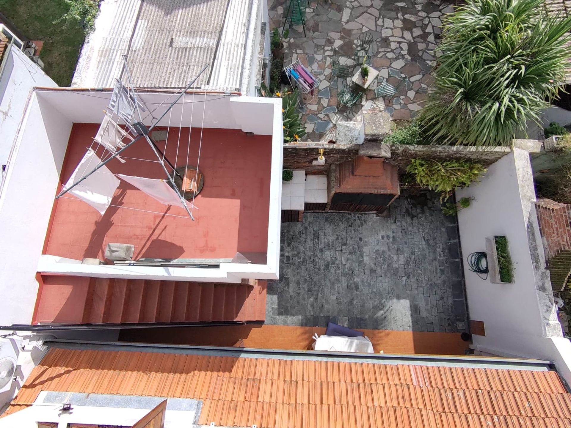 CASA Venta Victoria C/patio cocheras hab en suite