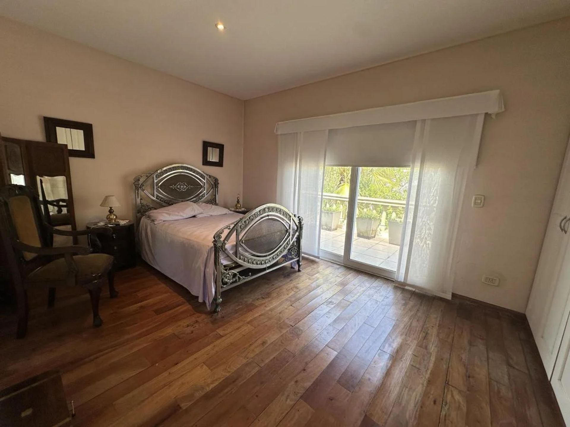 Venta Casa, Barrio Los Castores, Nordelta, al Lago